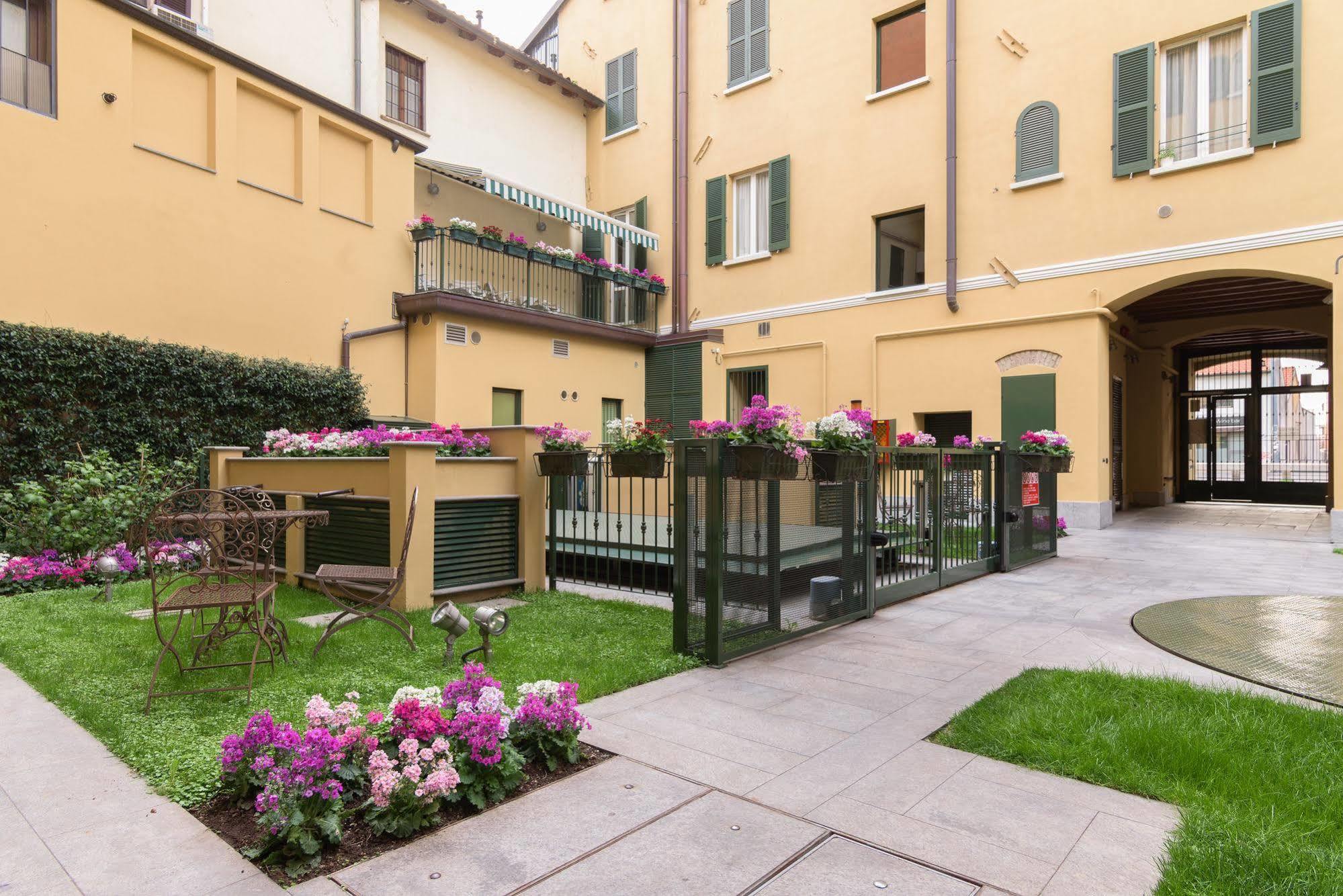 Ascanio Sforza - Suites & Apartments Milão Exterior foto